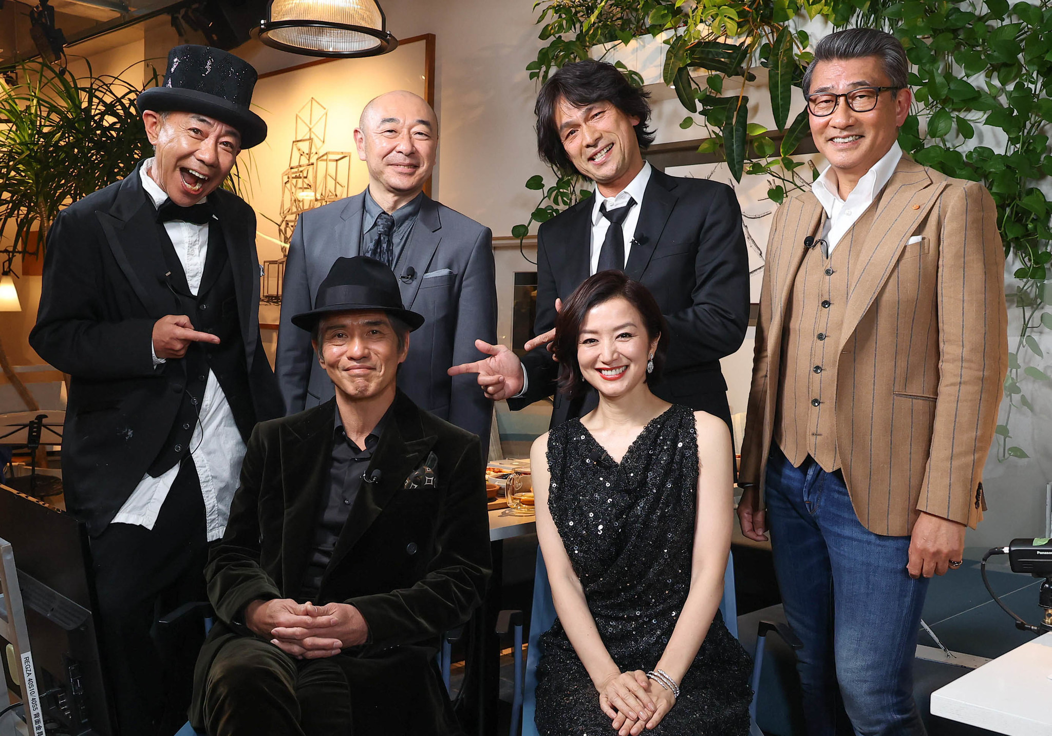 豪華俳優陣が佐藤浩市の還暦祝いも 大晦日特番 木梨の輪 1枚目の写真 画像 Rbb Today 豪華俳優陣が佐藤浩市の還暦祝いも 大晦日特番 木梨の輪 1枚目の写真 画像 Rbb Today