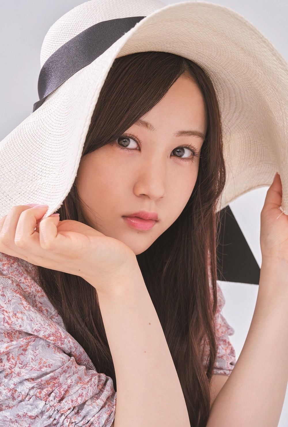 乃木坂46 星野みなみがド派手な全身ピンクコーデ 可愛さたっぷり表紙 巻頭グラビア 6枚目の写真 画像 Rbb Today 乃木坂46 星野みなみがド派手な全身ピンクコーデ 可愛さたっぷり表紙 巻頭グラビア 6枚目の写真 画像 Rbb Today
