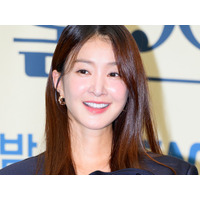 元夫の許可なく体外受精で妊娠・出産の韓国女優、産後4カ月とは思えない“くっきり腹筋”披露