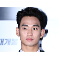 未成年交際疑惑で姿を消したトップ俳優キム・スヒョン、目撃談が公開「やつれてひどい顔だった」