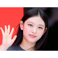 20歳になりグッと大人っぽく…NewJeansヘリン、誕生日に近況公開　再始動に向け高まる期待