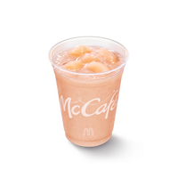 マクドナルド、初夏にぴったりな「もものスムージー」今年も登場！新作「マスカットスムージー」も27日より販売