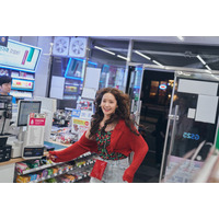 少女時代・ユナ誕生日記念！小悪魔から清楚まで正反対の魅力の新カット公開