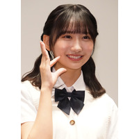 日向坂46・藤嶌果歩、おへそチラ見せカットを先行公開！