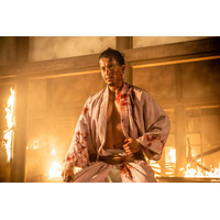 小栗旬、大河「豊臣兄弟！」本能寺の変を語る！「お前じゃない」はアドリブだった