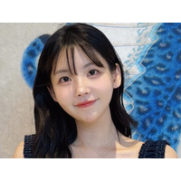 もちもちボリュームがたまらない…レイナ、一段と成熟したスイムウェア姿に心奪われる