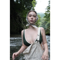 村重杏奈、美白ボディ披露！パリ購入の水着＆オーバーオールコーデで夏満喫ショット公開