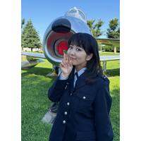 福井梨莉華、自衛隊員姿の『MAMOR』オフショット公開！ファンからは「制服似合う！」絶賛の声