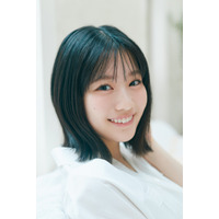 増田三莉音のグラビア公開　乃木坂46「6期生グラビア Nogizaka Colors」第9弾