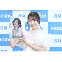 “Iカップ声優”もものすけ、1st写真集で大胆露出！ビキニ姿のお気に入りカットは「肩甲骨やくびれを見て」