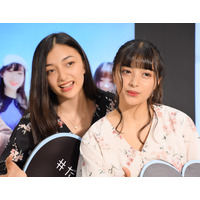 大胆ビキニで水着グラビアデビューの美人姉妹・エリカ&マリナ、タレント活動に意欲
