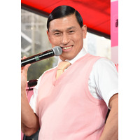 オードリー春日、テレビ番組出演本数ランキング速報1位に!リトルトゥース中心に話題!