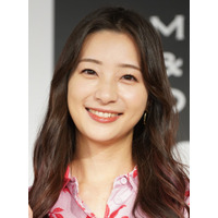 足立梨花、HANDSIGN・TATSUと結婚！