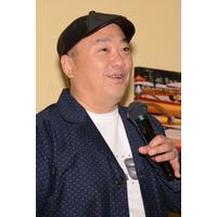 極楽とんぼ・山本圭壱、妻・西野未姫との結婚式を報告！　ウェディングショット公開