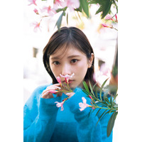 乃木坂46・与田祐希、“自分らしさ”を追求した写真集カットをFLASH独占公開