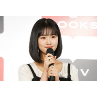 ブレイク中の原菜乃華が初カレンダー！「自分で衣装やシチュエーションなどを考えて…」