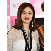 谷まりあ、ミニスカ×帰国コーデでファン魅了「可愛いと綺麗の暴力」「いい女とはこの事か…」