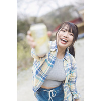 キャンプ女子・たにりかの“たわわ”際立つ乾杯ショット！ 入浴姿やほろ酔い姿も