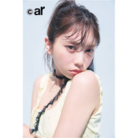 元乃木坂46・与田祐希、“キレイなお姉さん風”ノースリーブコーデで美肩見せ！