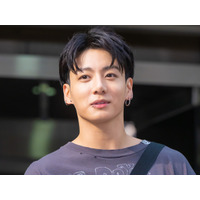 BTS・JUNG KOOKの人気が止まらない…世界の音楽フェスを魅了し“最も愛されるアイドル”第1位に！