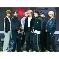 “NiziUの弟”NEXZ、全国ツアー武道館公演2日目がSOLD OUTに！EPリリース記念で大型コラボも展開