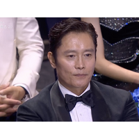 韓国の大物俳優は手ぶらで帰宅…『第4回青龍シリーズ・アワード』受賞者を総ざらい