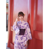 雪平莉左、神社での“浴衣美人ショット”にファン「似合い過ぎる」「浴衣姿最強すぎ！」
