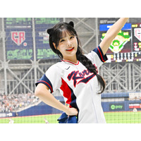 東京ドームで美太もも全開！韓国チアの純白ショーパン衣装に日韓野球ファンもメロメロ「あなたが一番美しい」【PHOTO】