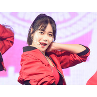 ヒット曲が人気再燃中の元K-POPアイドル、第一子出産を報告「この世界にようこそ」