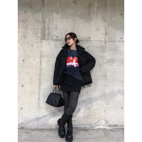 内田理央、珍しくミニスカ！オタT着こなす私服コーデ披露