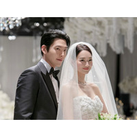 シン・ミナ♡キム・ウビン、結婚式での“主礼のあいさつ”が公開「ミナさんが宗教を超えて祈りを捧げた」【全文】