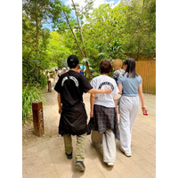 渡辺満里奈、夫・名倉潤とペアルック！年末年始のオーストラリア旅行ショット公開