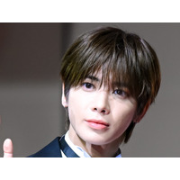 即興でヒゲダンのカバーも！TXT・テヒョン、日韓共作の音楽番組でボーカリストとして存在感放つ