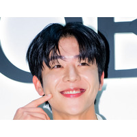 “ヒョプ様”こと俳優チェ・ジョンヒョプ、光の下で温かい微笑み…新ドラマポスターに視線集中