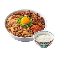 吉野家、ボリューム満点「スタミナ超特盛丼」を再販売＆各種超特盛メニューを100円引きで提供！