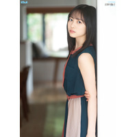 日向坂46・正源司陽子、目を引くノースリーブワンピの美少女カット公開！
