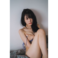 元AKB48・相馬結衣、5年ぶりの写真集タイトル＆表紙が公開！“無防備な姿”を披露した先行カットも披露