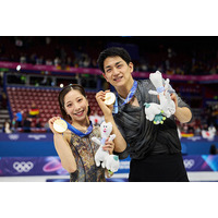 ミラノ五輪金「りくりゅう」、拠点・カナダに「帰ります」エアカナダからはプレゼントも