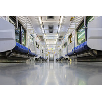 電車内がハッピーターンだらけに！？公式Xが「ハッピーターン化計画」を告知