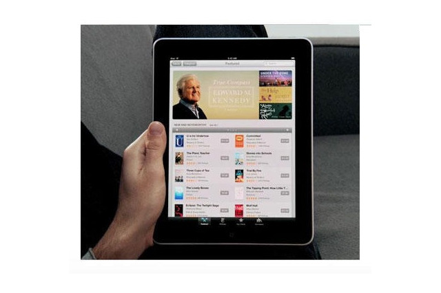 iPad、日本では1ヵ月発売延期——価格は5月10日に判明予定 画像
