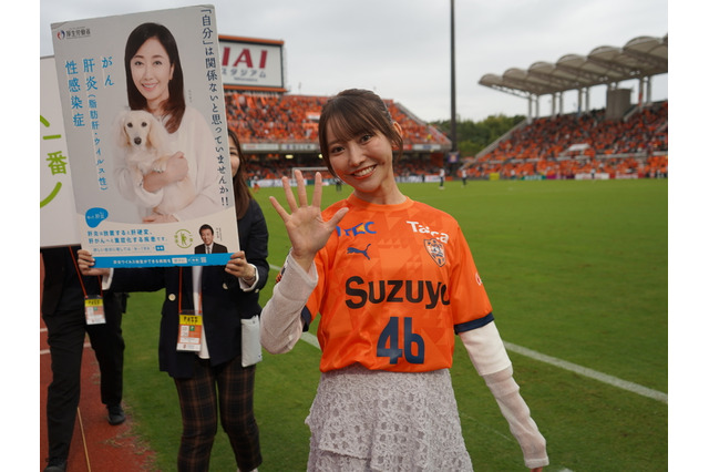 「あと1年学びを続けることにしました」乃木坂46・黒見明香、早大卒業報告！理転→スポーツ科学学術院進学に驚きの声 画像