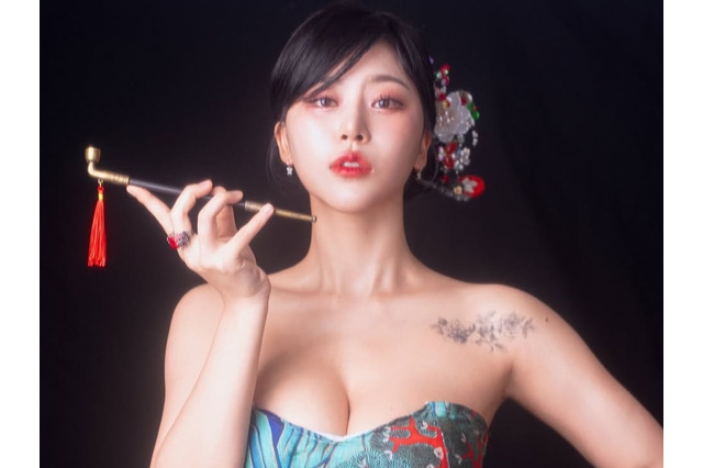 18歳で“強制妊娠”させられた韓国巫女、ビキニ写真について弁明「男を惹きつけようと？」 画像