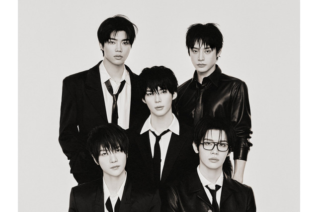 5人組になったZEROBASEONE、世界的写真家とタッグ！新プロフィール写真で成熟したビジュアル披露 画像