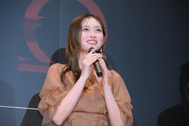 ゆうちゃみ、映画『アギト―超能力戦争―』舞台挨拶で感激！「ギャルが仮面ライダーになれると思ってなかった」 画像