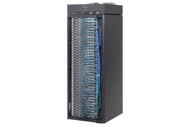 富士通のPCサーバ「PRIMERGY CX1000」、ベンチマーク「SPECpower_ssj 2008」で世界最高記録を達成 画像