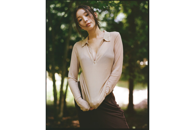 稲垣莉生、初写真集「SHEER」発売決定「ありのままの素の姿」 画像