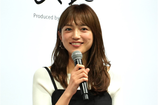 川口春奈、マネージャーが公式インスタグラムを開設！川口渾身の変顔など他では見られないオフショットを公開！ 画像