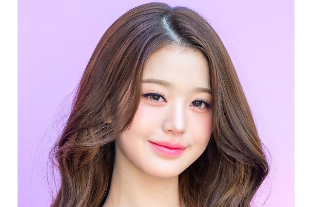 IVE・ウォニョン、“6年連続”で授賞式『AAA 2026』のMCに抜擢！圧倒的信頼感で舞台を華やかに進行 画像