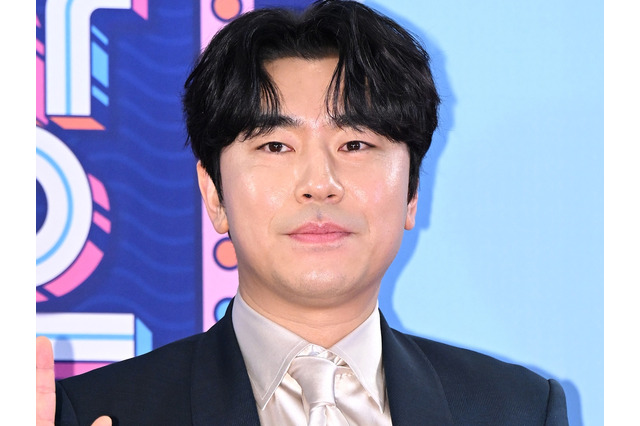 結婚5年でパパに！『応答せよ1977』俳優イ・シオン、第1子誕生を報告　赤ちゃんの写真も公開 画像