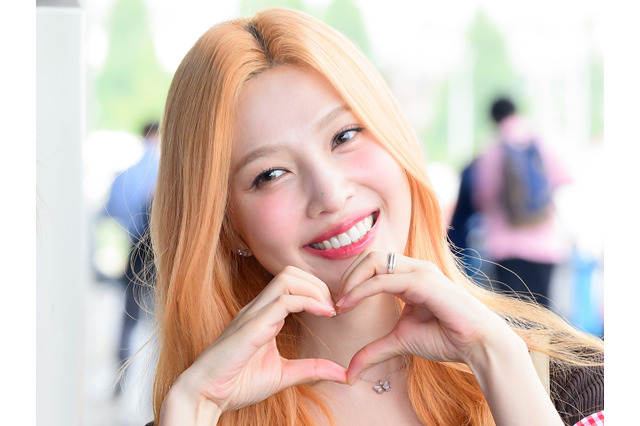 年上彼氏との“東京デート”が話題となったRed Velvet・ジョイ、日本の街中で見せた彼女感にドキッ… 画像